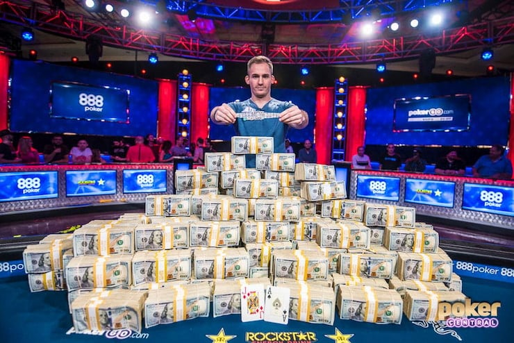 Top 10 Richest Poker Players Ever - Net Worth Rankings 2024