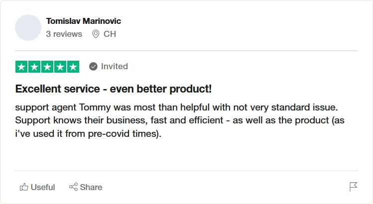 A review of Surfshark on TrustPilot